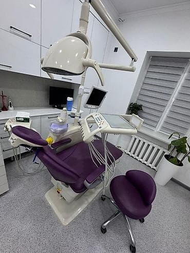 Медицинская мебель: Срочно продаётся стоматологическая установка🦷 Продаются современные — 3