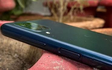 Техника и электроника: Продаю Samsung Galaxy F22 6/128.в хорошем состоянии. Телефон с черным — 3