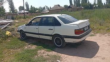 сапок посажирский: Volkswagen Passat: 1992 г., 1.8 л, Механика, Бензин, Седан — 3