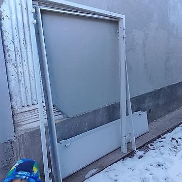 советский шкаф для посуды: Металлический сейф-шкаф для хранения оружия/инвентаря + комплект — 4