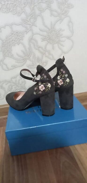 туфли беж цвет: Туфли женские, новые, цвет коричневый, импортные, размер 40 — 4