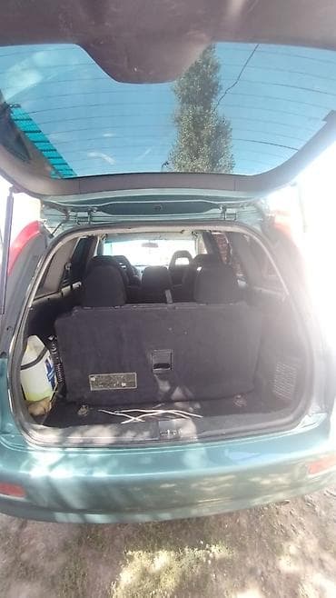 портер 2 салон: Honda Stream: 2001 г., 2 л, Механика, Бензин, Минивэн — 9