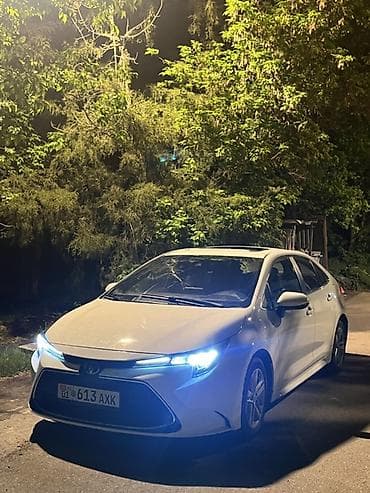 corolla 2016: Toyota Corolla: 2019 г., 1.8 л, Вариатор, Бензин, Седан — 4