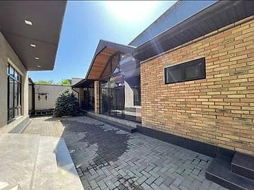 Коммерческая недвижимость: 300 м², 6 комнат — 2