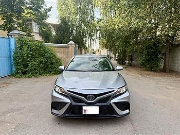 Транспорт: Toyota Camry: 2018 г., 2.5 л, Автомат, Бензин, Седан — 2