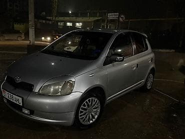 volvo 6x2: Toyota Yaris: 2001 г., Бензин, Хэтчбэк — 5