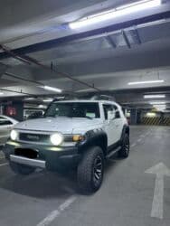 дом на обмен: Toyota FJ Cruiser: 2009 г., 4 л, Автомат, Газ, Жол тандабас — 1