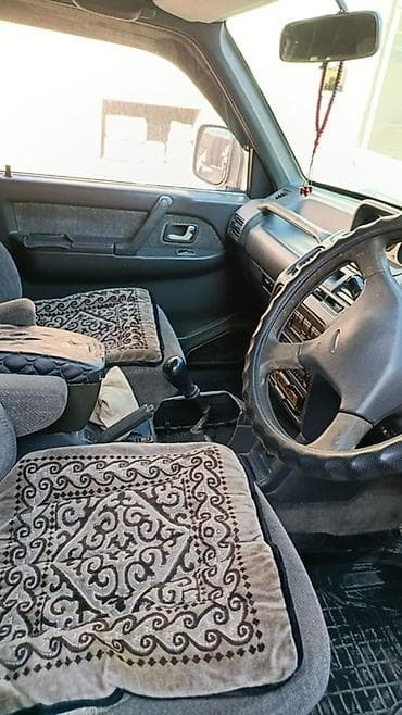 дамкрат авто: Mitsubishi Pajero: 1995 г., 3 л, Ручные, Дизель, Внедорожник — 5