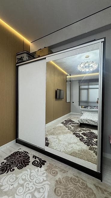 Шкаф купе, Б/у, С зеркалом