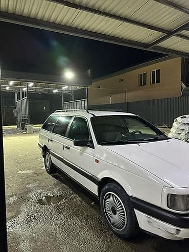 Унаа сатуу: Volkswagen Passat Variant: 1993 г., 1.8 л, Кол менен иштөөчү, Бензин, Универсал — 5