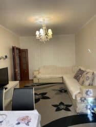 мкр улан 2 продаю квартиру: 1 комната, 45 м², 106 серия улучшенная, 4 этаж, Евроремонт — 2