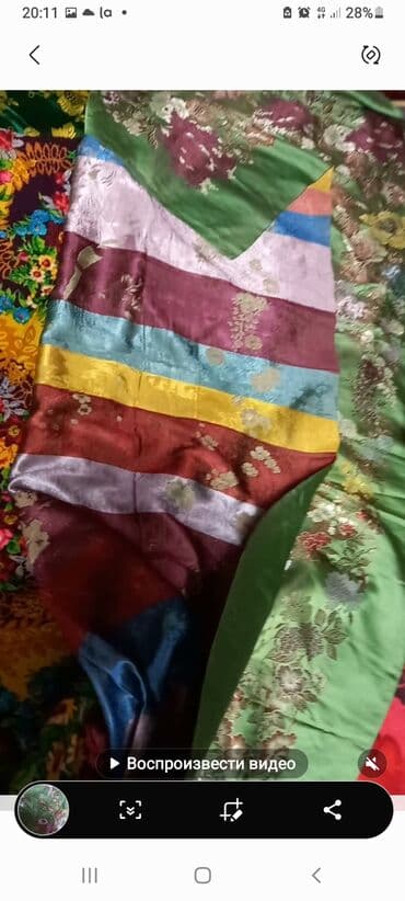 вата пахта: Разнообразные тканевые материалы, представленные в различных узорах и — 4