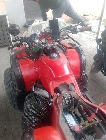 ветрозащитная маска: Квадроцикл Yamaha, Бензин, 200 куб. см, Взрослый — 1