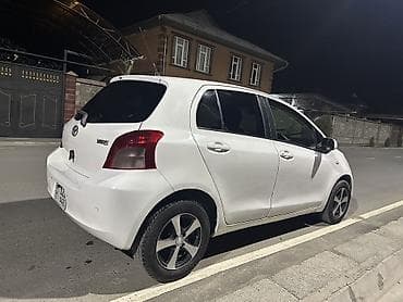 rf 2: Toyota Yaris: 2006 г., Бензин, Хэтчбэк — 4