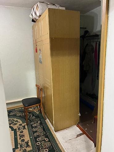 дом в селе пригородный: Дом находится город Балыкчы. Заезжай и живи. Есть септик. Рядом с — 10