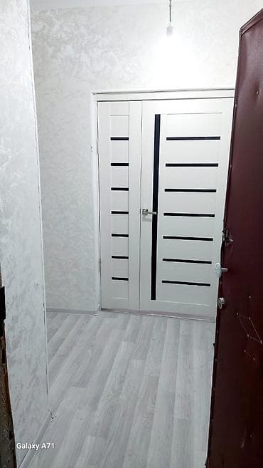 без хозайын квартира: 1 комната, 35 м², 105 серия, 2 этаж — 2