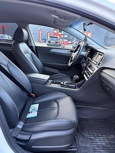 transporter multivan: Hyundai Sonata: 2020 г., 2 л, Автомат, Бензин, Седан — 7