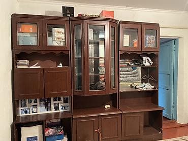 Эмерек: Дубал шкаф, Дубал шкаф түрү: Модулдуу, Үй, конок бөлмөсү үчүн, Колдонулган, Өзгөчөлүктөрү: Тамак-аш идишин сактоо үчүн — 2