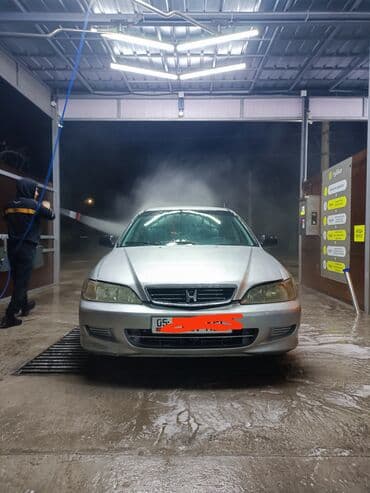 срочно в связи с переездом: Honda Accord: 2000 г., 1.8 л, Механика, Бензин, Седан — 2