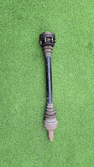 Привод задний E60 7 572 419 В отличном состоянии, очень большой