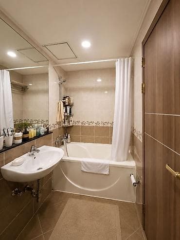 джалал: 3 комнаты, 73 м², 9 этаж, Евроремонт — 3