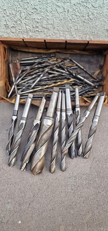 чорнй метал: Набор спиральных сверл по металлу (разные диаметры) - Большая — 2