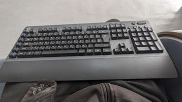 logitech mx keys: Клавиатура — 1