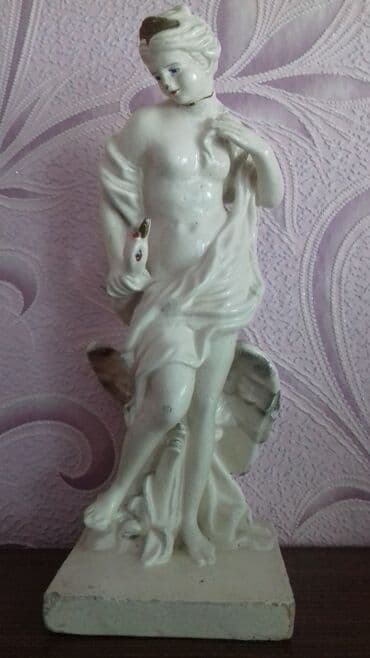 купальник для художественной: Статуэтка гипсовая СССР (редкая) Девушка с лебедем. Антиквариат!! — 1