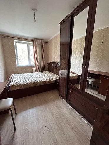 43: 2 комнаты, 43 м², 8 мкр 104 серия, 2 этаж — 1