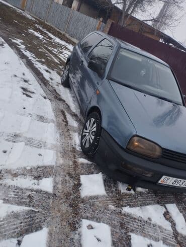Volkswagen Golf: 1992 г., 1.8 л, Механика, Бензин, Купе