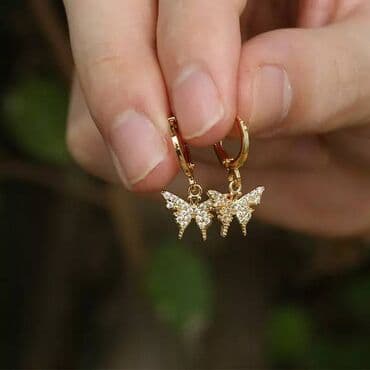 самые красивые свадебные платья в мире: Серьги - бабочки с камнями НС ✨ Эти изысканные серьги в форме бабочек — 3