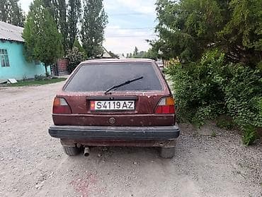 Volkswagen Golf: 1991 г., Бензин