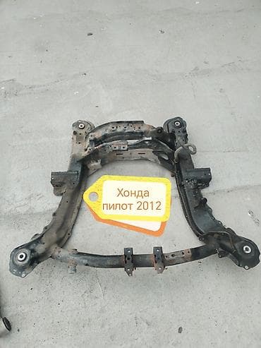 Передний подрамник Honda, Б/у, Оригинал