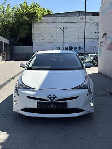 Toyota Prius: 2017 г., 1.8 л, Вариатор, Гибрид, Лифтбек