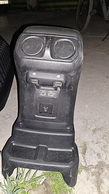 jet auto: Решетка радиатора Jeep 2020 г., Б/у, Оригинал — 3