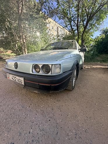 Volkswagen: Volkswagen Passat: 1990 г., Седан — 3