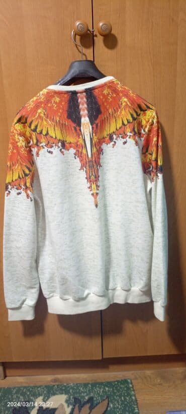 срочно продаю в связи с переездом: Почти новая Редко одевал подойдёт по росту 170-177 если хотите могу — 2