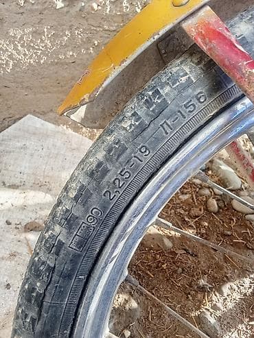 антипрокольная покрышка: Мотошина для колёс 19" Характеристики: - Размер: 2.25-19 и 2.50-19 — 1