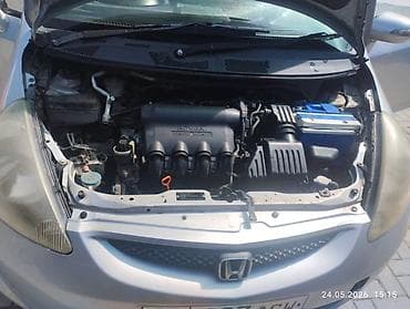 fit 2 2011: Honda Fit: 2003 г., 1.3 л, Вариатор, Бензин, Хэтчбэк — 6