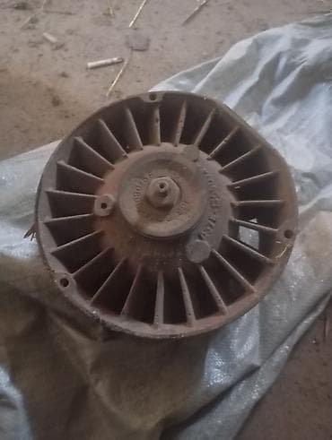 резка наклейки: Продаю запчасти на т25 — 2