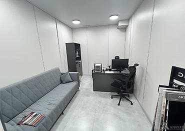 для руководителя: Аренда офисов, 180 м², 1 линия — 2