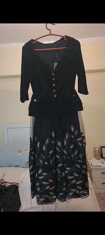 платья большие размеры: Продаются 2 платья. Производство Италия. Новые. Звоните по телефону — 3