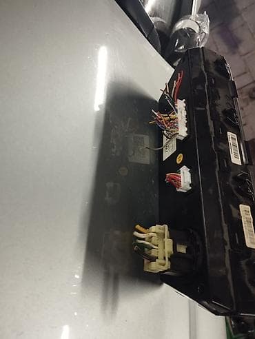 srv 2: Блок климат контроля Hyundai 2018 г., Б/у, Оригинал — 2