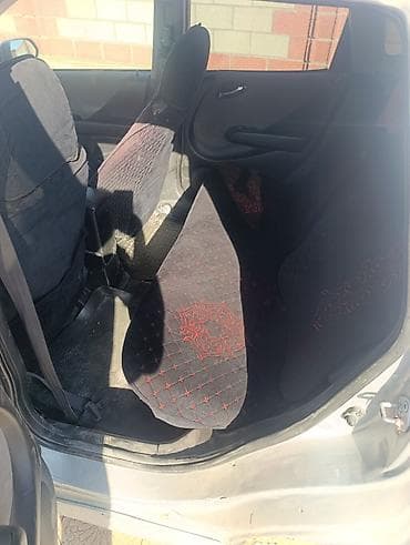 e60 m5: Honda Fit: 2002 г., 1.3 л, Автомат, Бензин, Хэтчбэк — 5