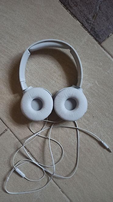 наушники ош: Наушники Philips, брала в Германии за 20€, в связи с выездом. Район — 2