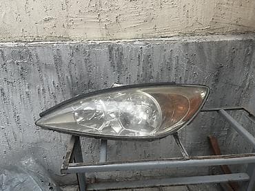 logitech c525: Передняя правая фара Toyota — 1