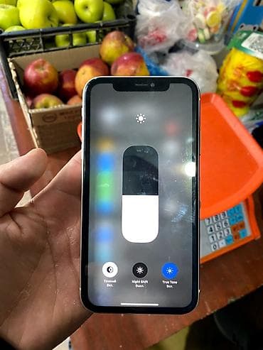 ipad mini 1: IPhone 11, Б/у, 64 ГБ, Белый, 80 % — 3