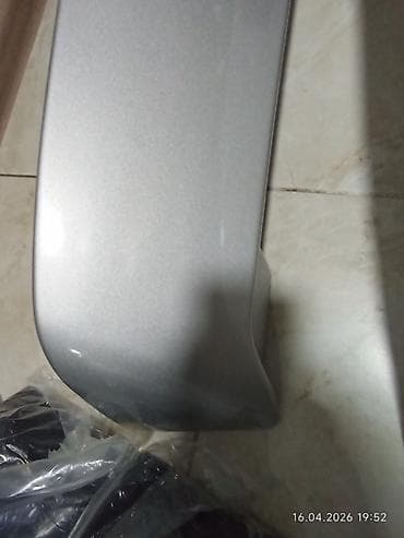 багажник для машины: Накладка крышки багажника Toyota, 2003 г., Новый, Аналог — 2