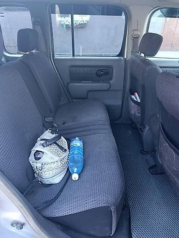 mini cuper: Nissan Cube: 2004 г., Хэтчбэк — 7