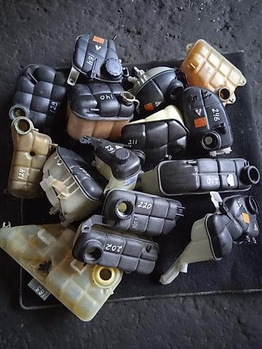 w209: Автозапчасти на Мерседес-бенц Расширительные бачки на Мерседес-бенц — 1